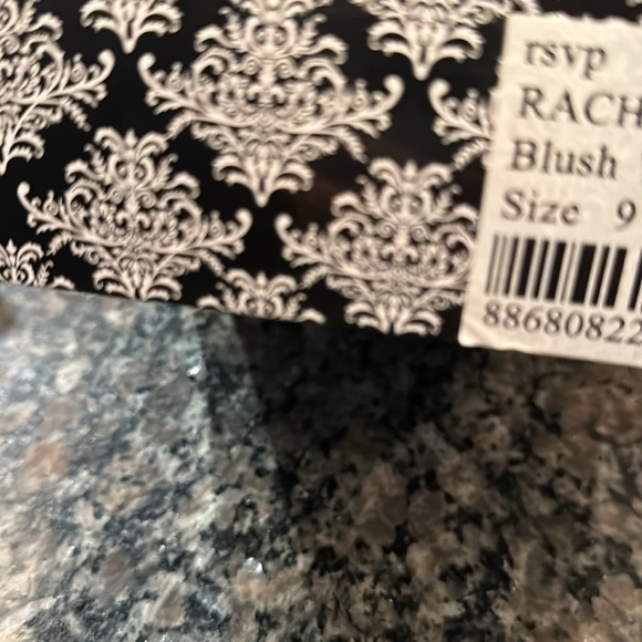 RSVP Rachel -Julie Lynn Blush peep toe heel NIB 9 - Picture 11 of 12